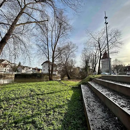Fire Tv, Mit Arbeitsplatz Im Stadtzentrum *